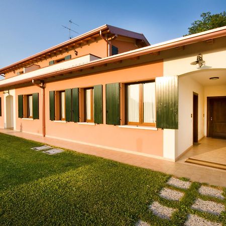 Agriturismo Cascina Roveri モンツァンバーノ エクステリア 写真